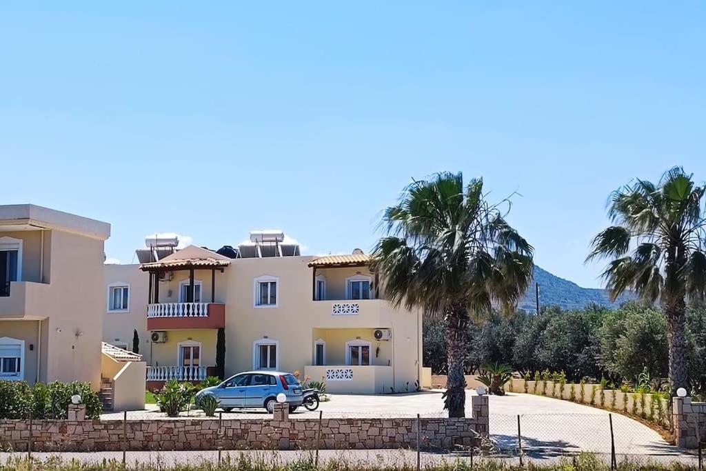 Verano Palmas Apartment_Near The Sea-Free Parking 아날립시 외부 사진