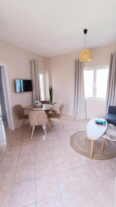 Verano Palmas Apartment_Near The Sea-Free Parking 아날립시 외부 사진