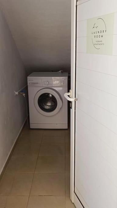 Verano Palmas Apartment_Near The Sea-Free Parking 아날립시 외부 사진